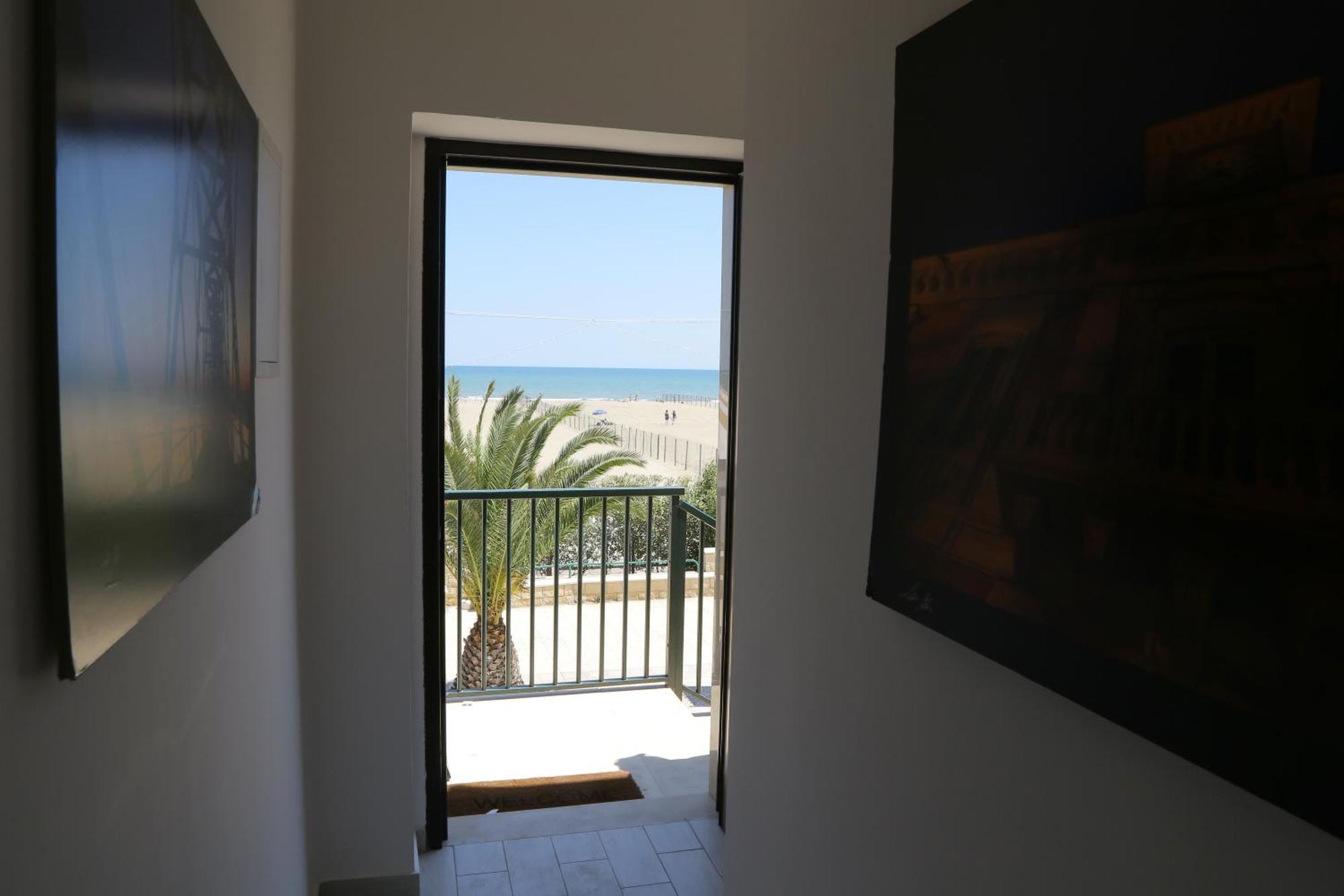 Rooms La Perla Del Mare Margherita Di Savoia Dış mekan fotoğraf